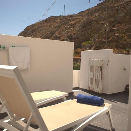 Moschatos Beach House Kamári Dış mekan fotoğraf
