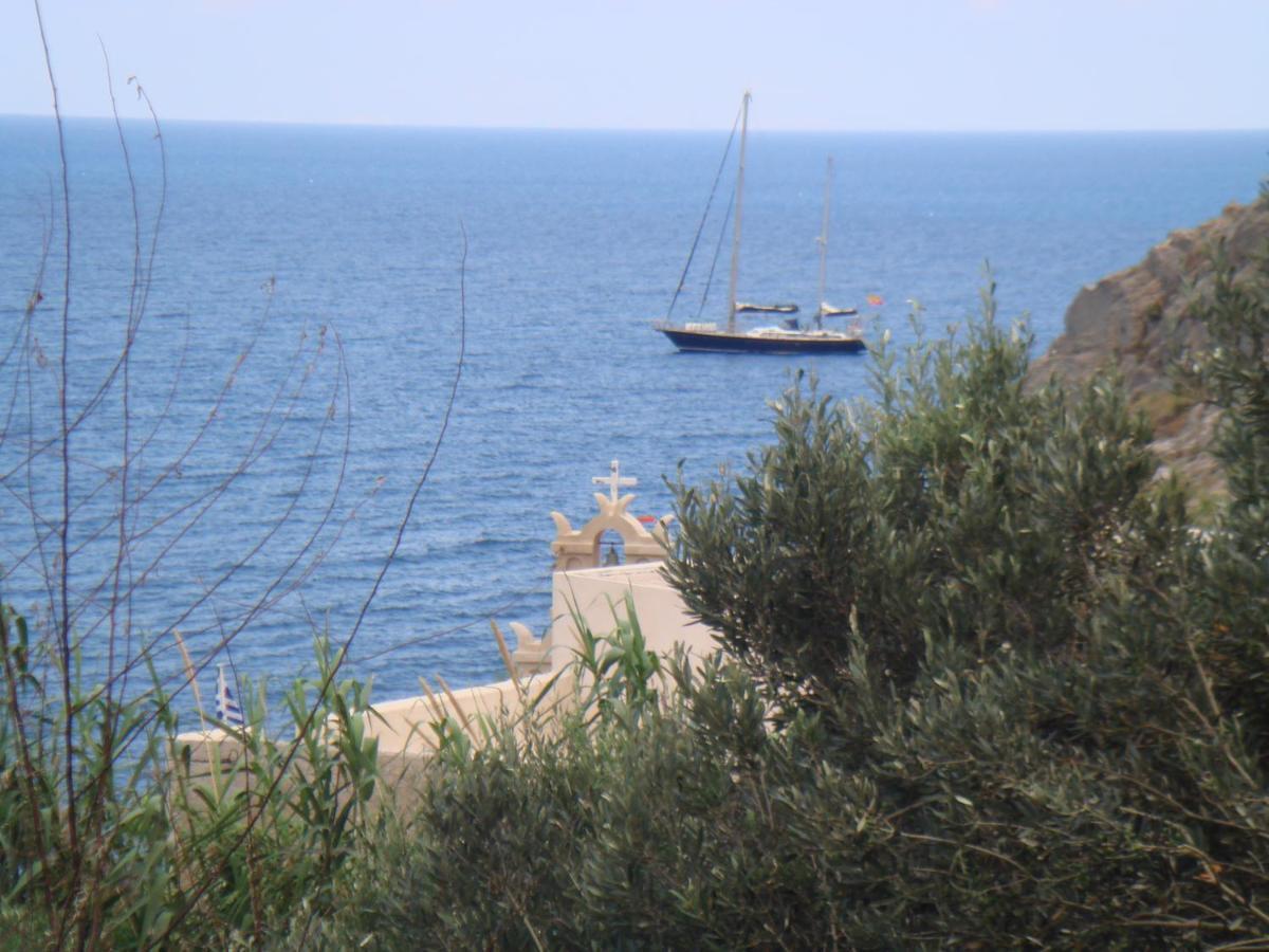 Moschatos Beach House Kamári Dış mekan fotoğraf