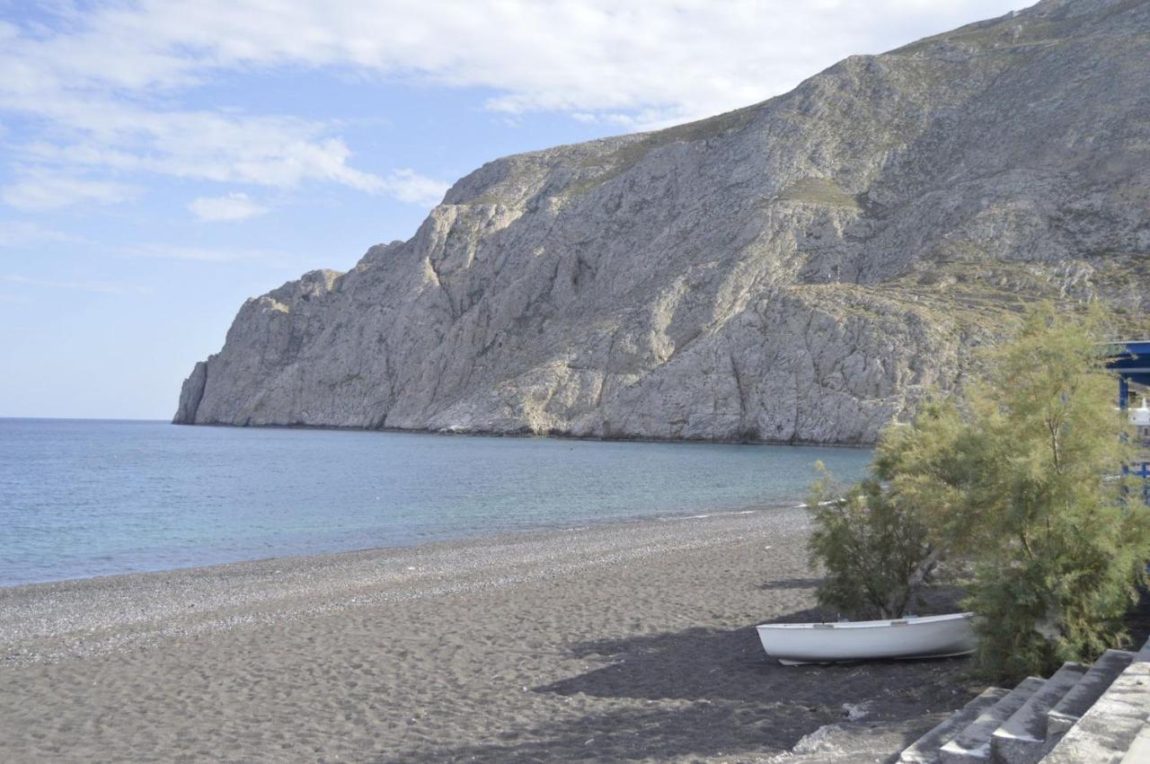 Moschatos Beach House Kamári Dış mekan fotoğraf