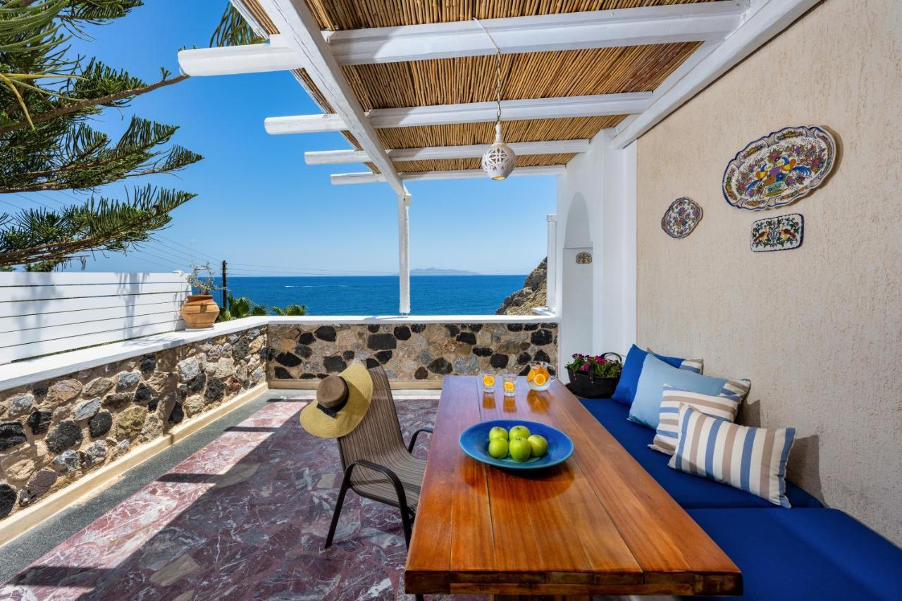 Moschatos Beach House Otel Kamári Dış mekan fotoğraf