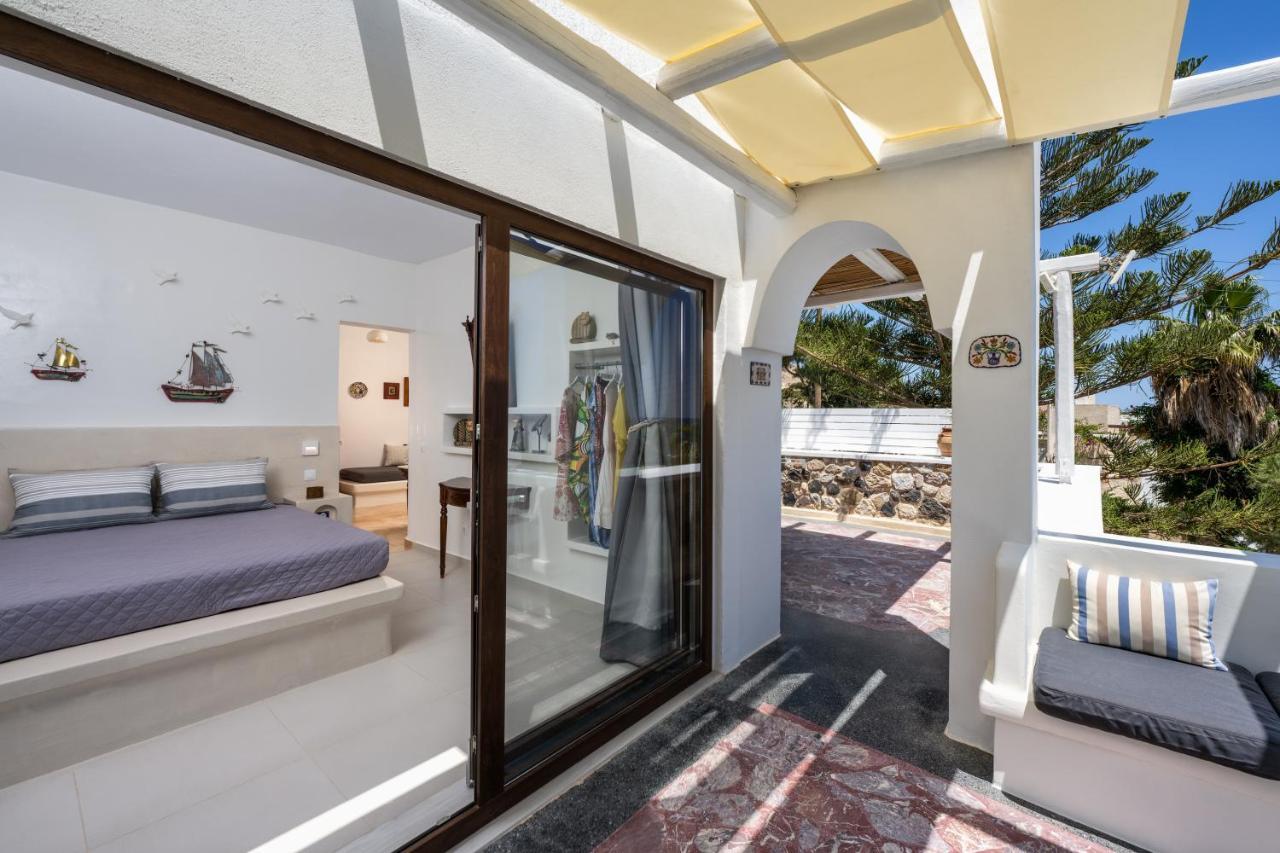 Moschatos Beach House Otel Kamári Dış mekan fotoğraf