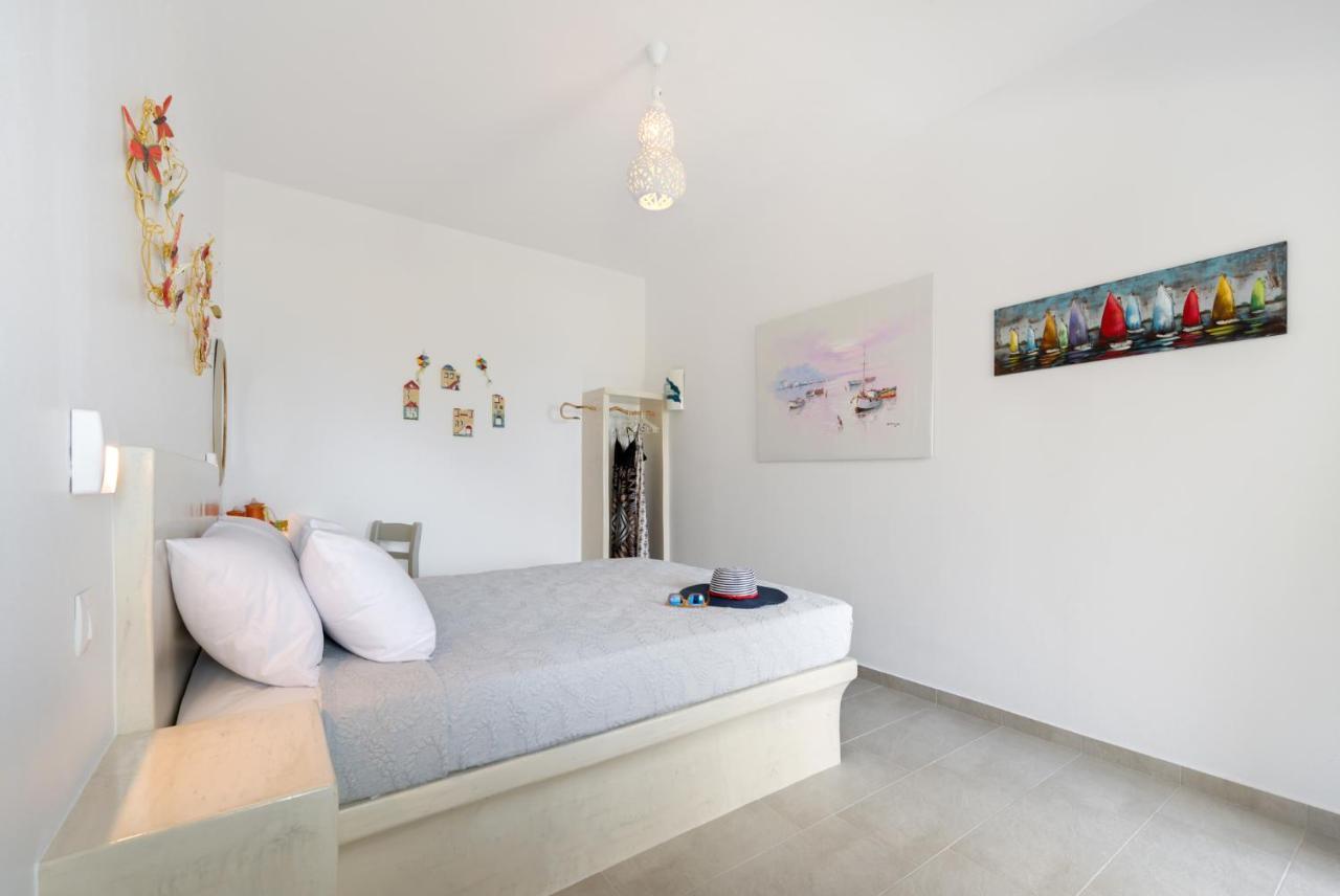 Moschatos Beach House Kamári Dış mekan fotoğraf