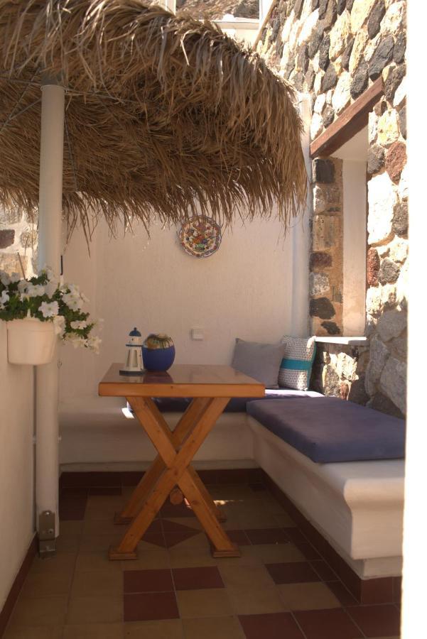 Moschatos Beach House Kamári Dış mekan fotoğraf